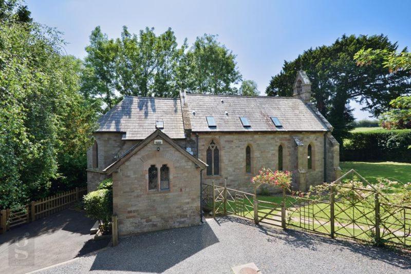 St James House - Truly Heavenly Hereford Exterior photo