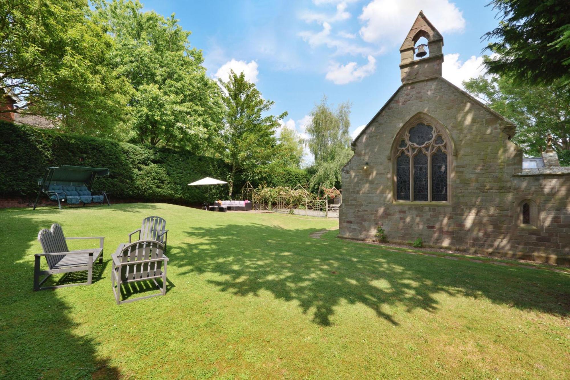 St James House - Truly Heavenly Hereford Exterior photo